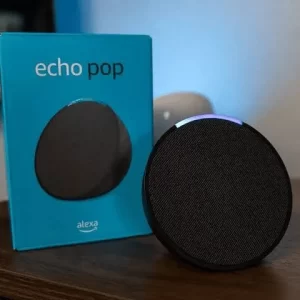 Echo Pop Smart speaker compacto com som envolvente e Alexa